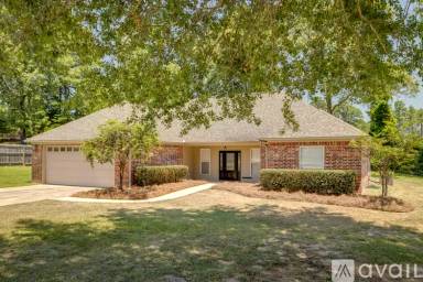 Main picture of 105 Mead Cir