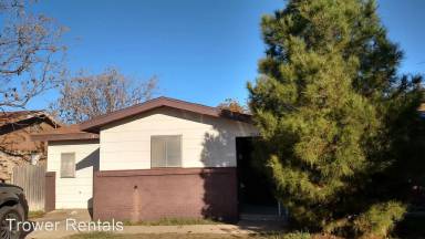 Main picture of 2414 Truman St