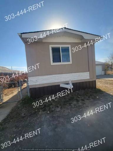 Main picture of 217 Balsam St
