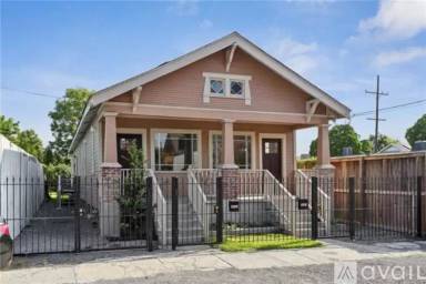 Main picture of 3423 Urquhart St