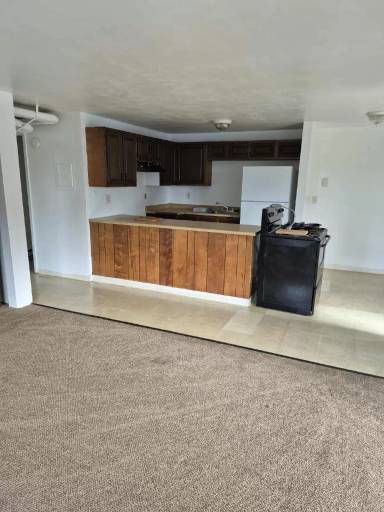Main picture of 35 2nd St
