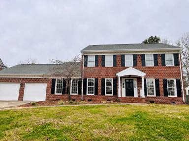 Main picture of 511 Holly Rd