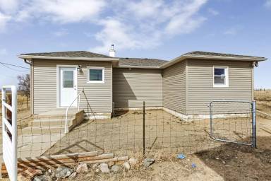 Main picture of 7572 County Road 26