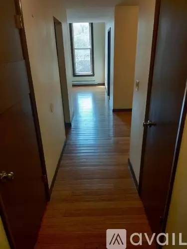 Main picture of 222 S Peterboro St