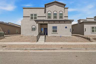 Main picture of 2300 Sammy Cervantes St