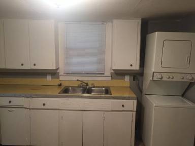 Main picture of 1503 N Olive St