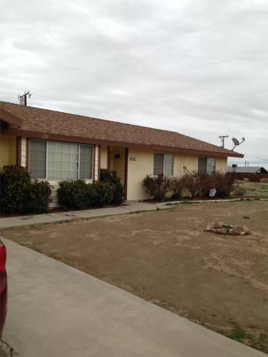 Main picture of 8581 Oleander Ave