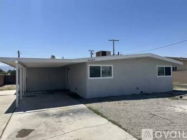 Main picture of 44559 Palo Verde St