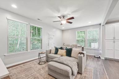 Main picture of 1428 Chatuga Way