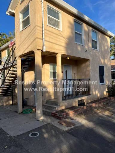 Main picture of Charming first floor unit on the alley