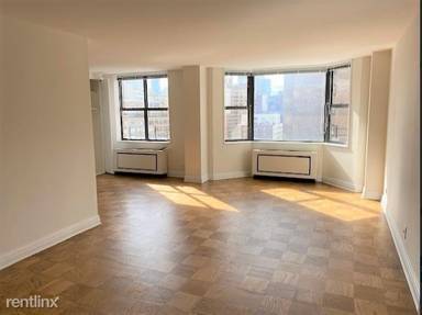 Main picture of 400 E 71st St Apartments