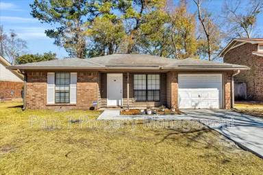 Main picture of 120 Fox Chase Rd
