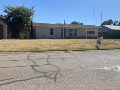 Main picture of 3015 Stearns Ave