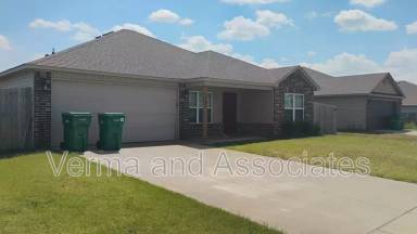 Main picture of 1701 Forest Dr