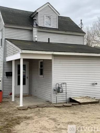 Main picture of 825 3rd St N