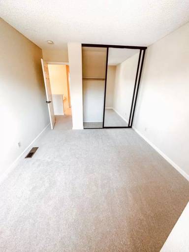 Main picture of 3160 Paseo Robles