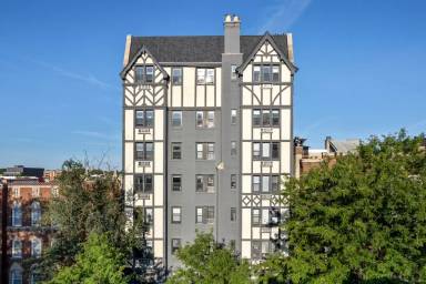 Main picture of The Maynard at 5718 Winthrop