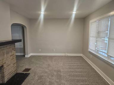 Main picture of 823 Lilley Ave