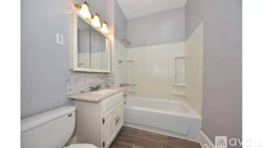 Main picture of 2368 S 84th St