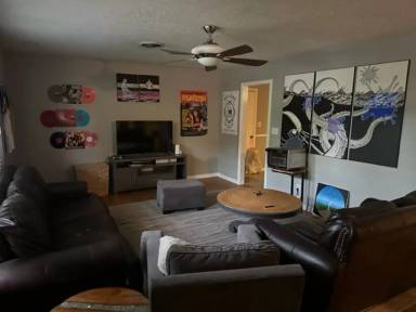 Main picture of 1705 Cherry Stone St