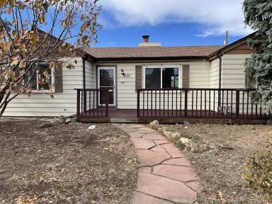 Main picture of 3233 Depew St