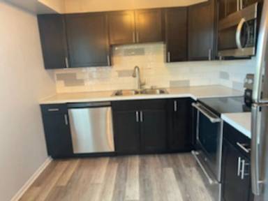 Main picture of 860 10th Ave SE