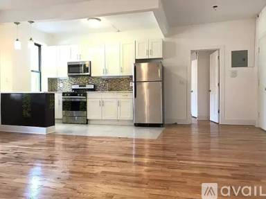 Main picture of 60 Clarkson Ave
