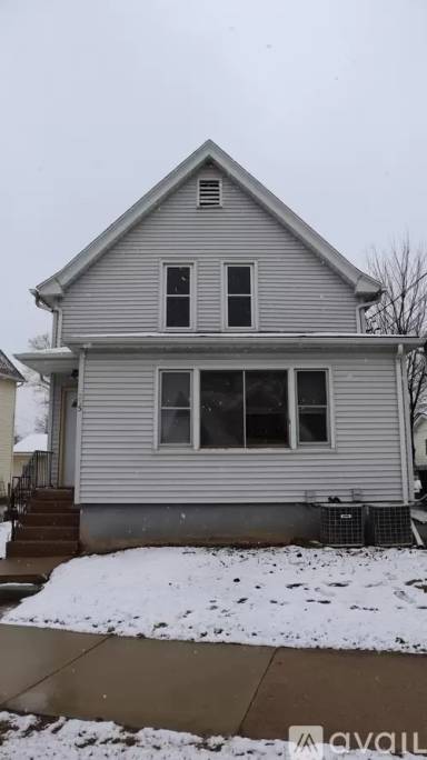 Main picture of 205 S Fair Oaks Ave