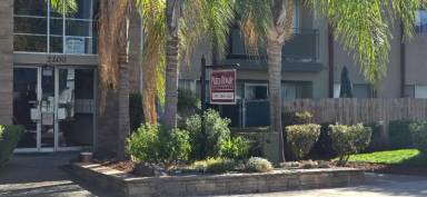 Main picture of 2200 Royale Rd