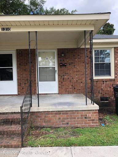 Main picture of 1310 Queens Rd
