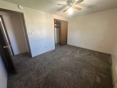 Main picture of 550 W 42nd St
