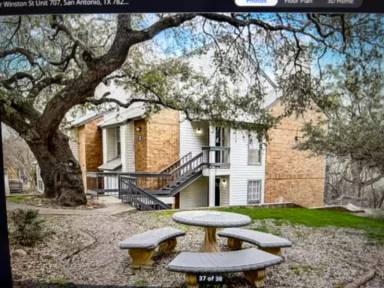 Main picture of Cambridge Park Condominiums