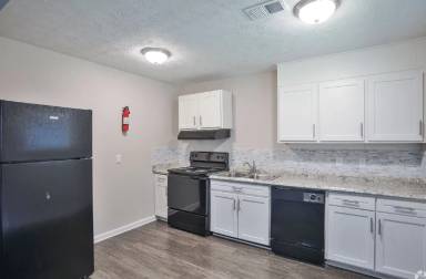 Main picture of Townhomes at Pleasant Hill