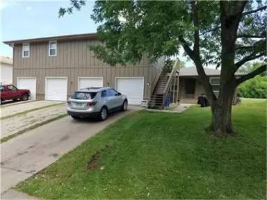 Main picture of 1 Twenty Two at 63rd Apartments