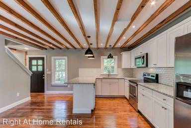 Main picture of 1806 River Rd