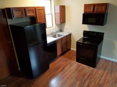 Main picture of 302 Miltenberger St