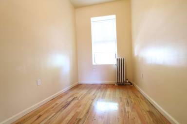 Main picture of 255 Audubon Ave