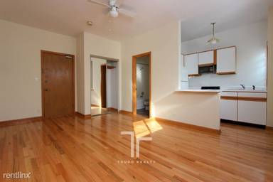 Main picture of 635 W Barry Ave