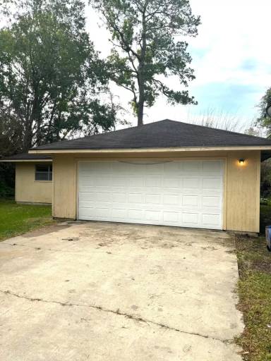 Main picture of 364 N Lhs Dr