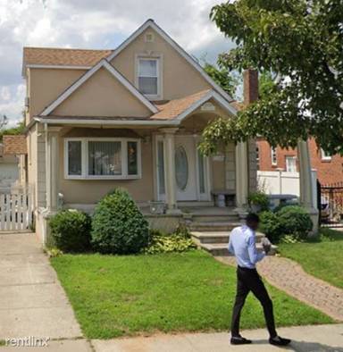 Main picture of 11934 235th St
