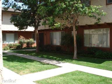 Main picture of 1051 S 41st St