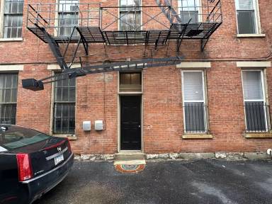 Main picture of 1443 Walnut St