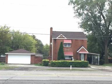 Main picture of 21864 15 Mile Rd