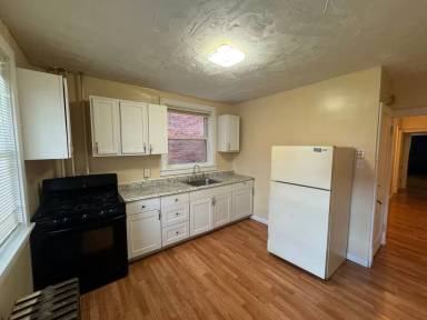 Main picture of 445 S 17th St