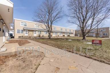 Main picture of 251 Madison St