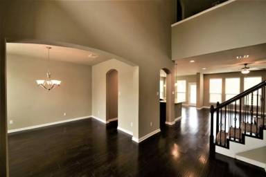 Main picture of 3700 Castleton Dr
