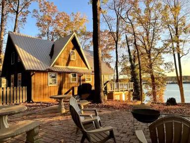 Main picture of 1 Hudson Dr