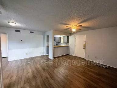 Main picture of 4820 Wellesley Ave