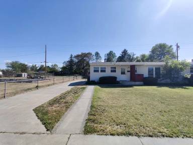 Main picture of 2117 Symons St