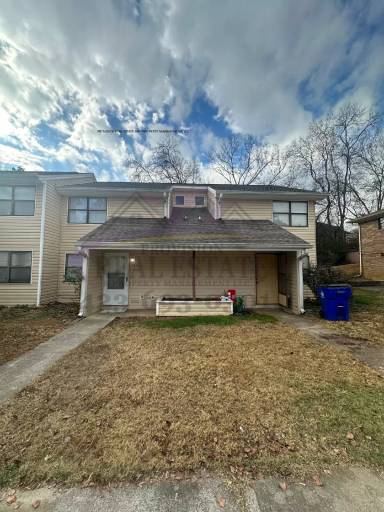 Main picture of 681 Village Green Dr NW